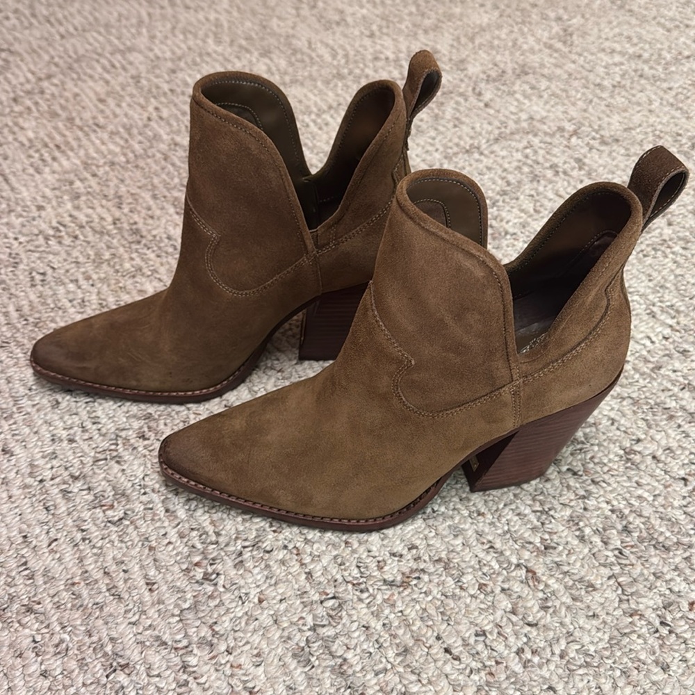 Vince Camuto Phaidra Bootie